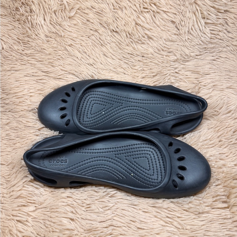 CROCS Women's Black Flats